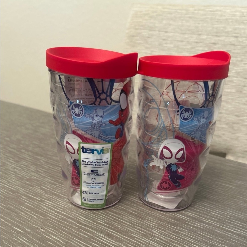 Tervis Wavy Tumbler‎ with Black Lid